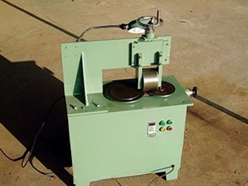 Máy viền mép tiên tiến